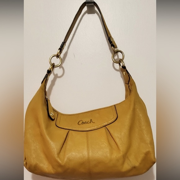 Coach Handbags - Coach vintage yellow Purse